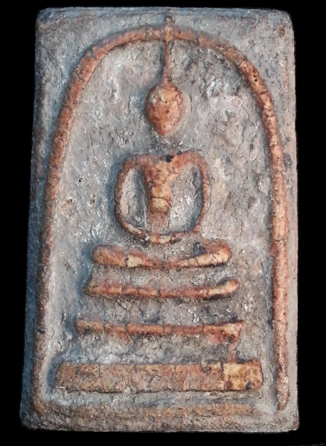 พระสมเด็จวัดระฆังพิมพ์ใหญ่เกศทะลุซุ้ม เนื้อขาว วรรณแดง.(Phra-Somdej of Wat Rakang Temple)
