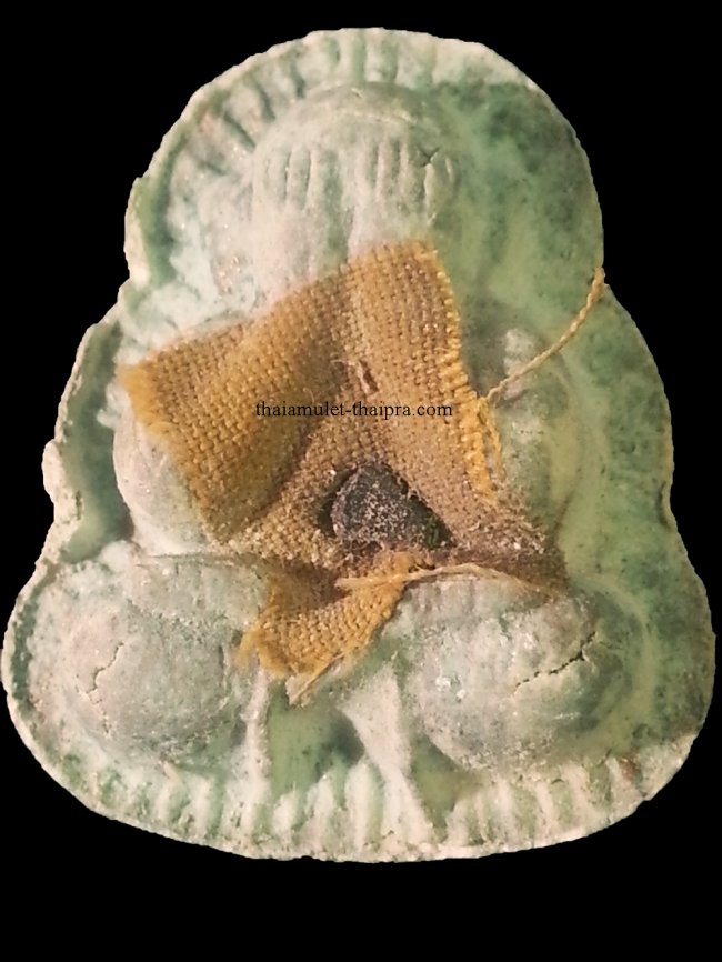 พระปิดตาจัมโบ้ เนื้อผงพรายกุมารโทนเขียว-เนื้อผสมเกศา หลวงปู่ทิมอิสริโก วัดระหารไร่ จ.ระยอง ปีพ.ศ.2518