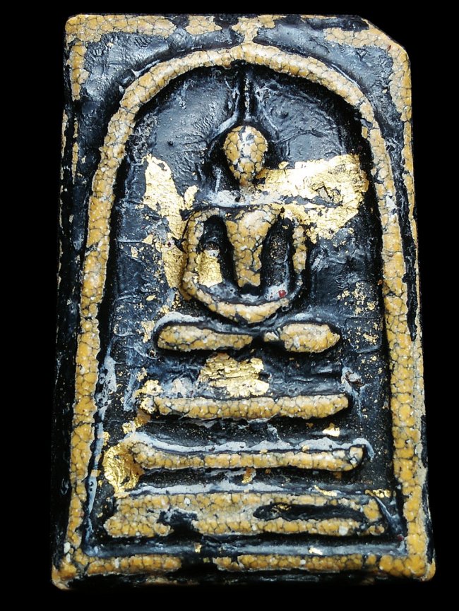 พระสมเด็จวัดระฆังพิมพ์ฐานแซม องค์ลงรักดำหลังปาดกระดาน.(Phra-Somdej of Wat Rakang Temple)